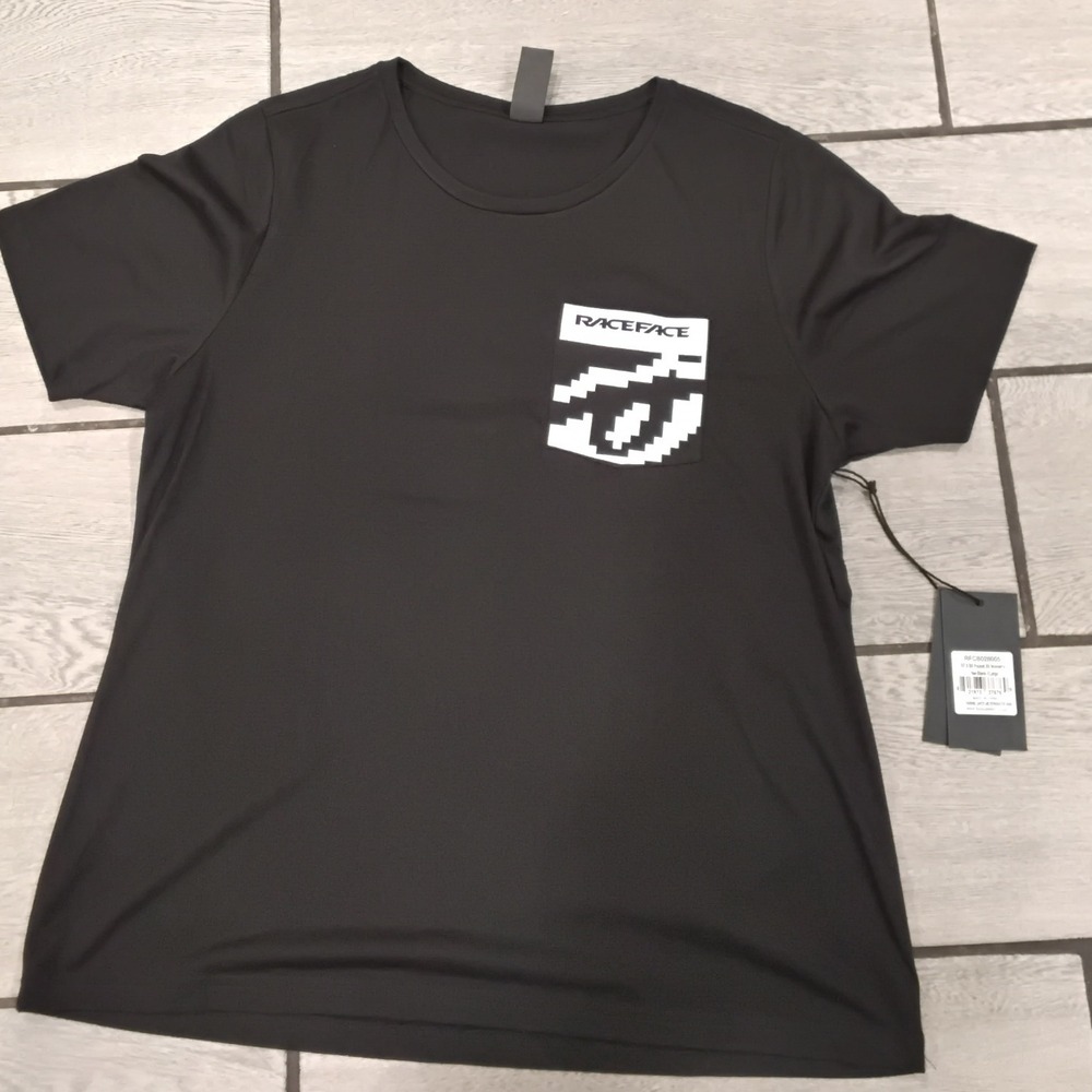 RaceFace Women's 3D Logo Performance Tech Tee‎ – Black – Size XL